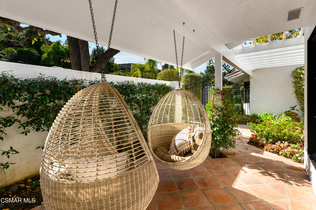 Los Robles Hills-621 - 621 - Residential