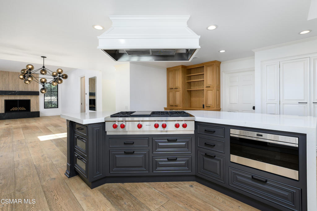 Los Robles Hills-621 - 621 - Residential