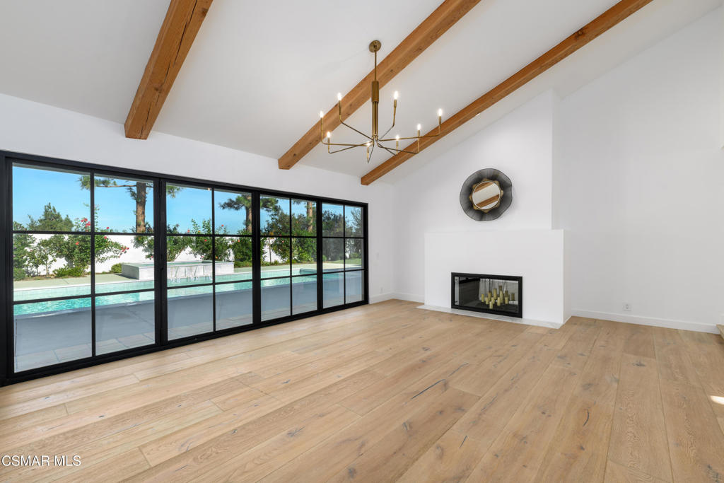 Los Robles Hills-621 - 621 - Residential