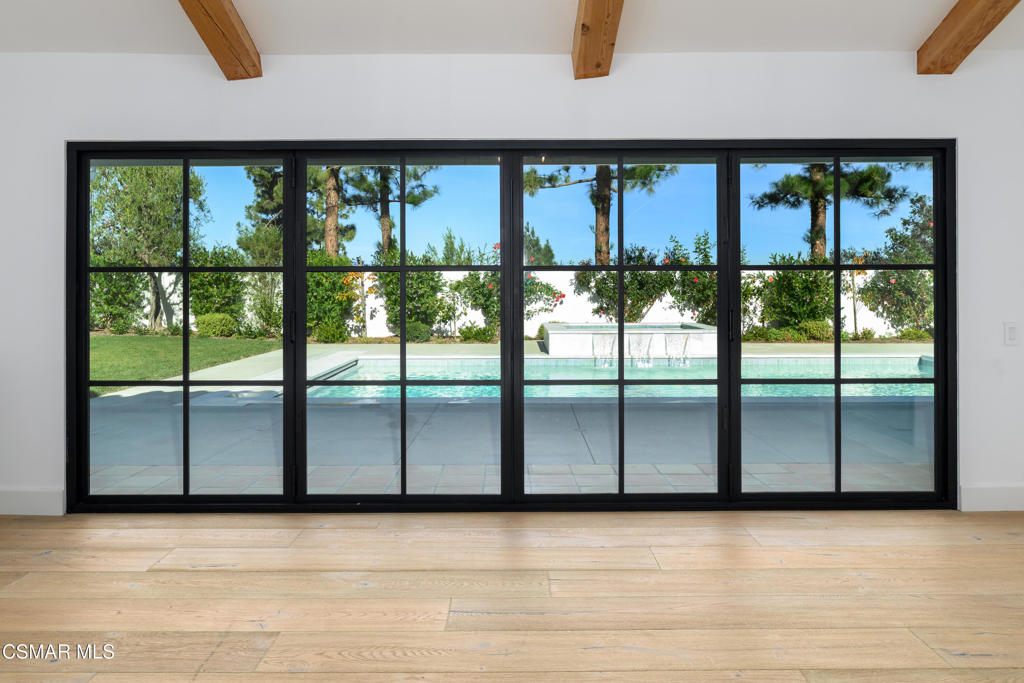 Los Robles Hills-621 - 621 - Residential