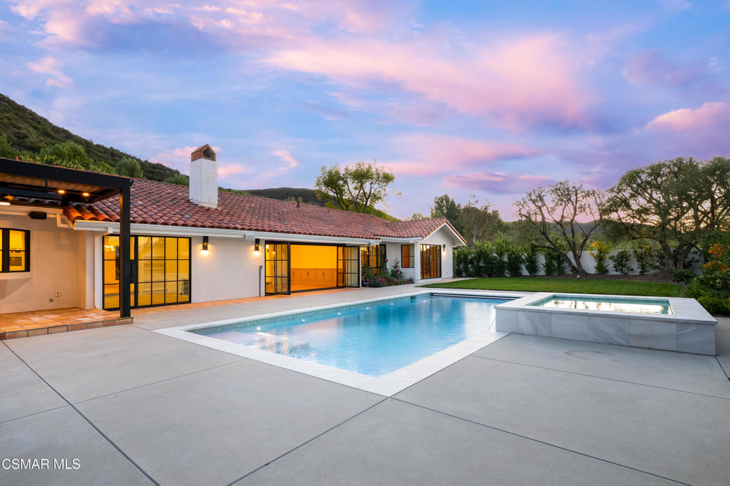 Los Robles Hills-621 - 621 - Residential