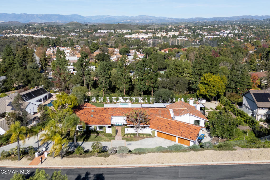 Los Robles Hills-621 - 621 - Residential