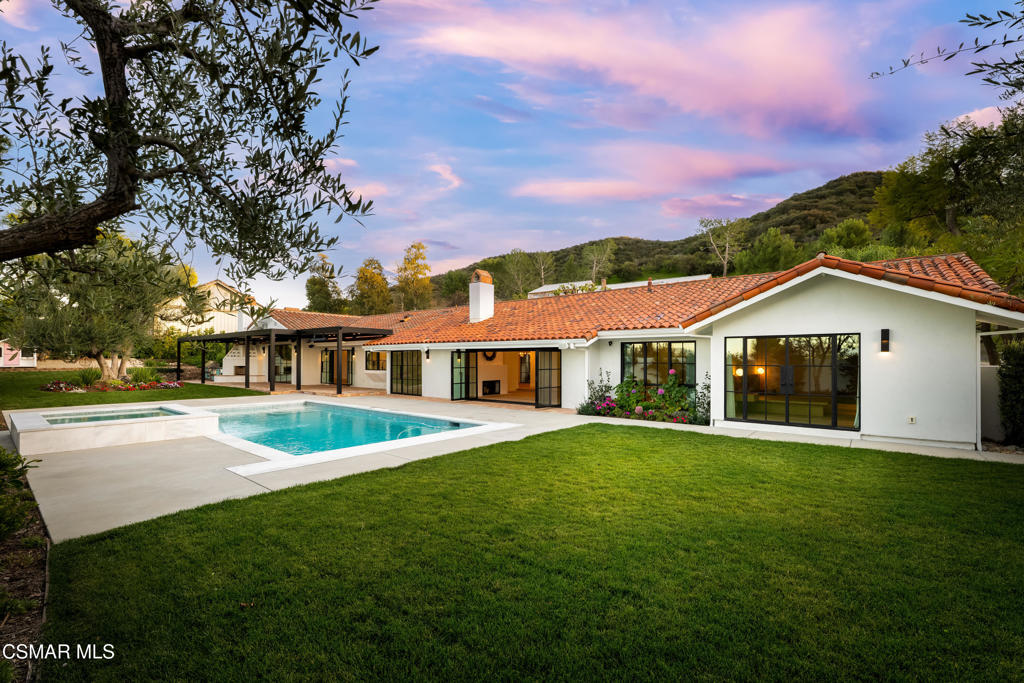 Los Robles Hills-621 - 621 - Residential