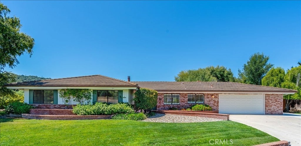 2198 Creekside