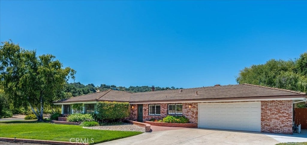 2198 Creekside