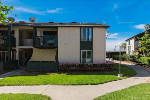 23278 Orange 8 Lake Forest CA 92630