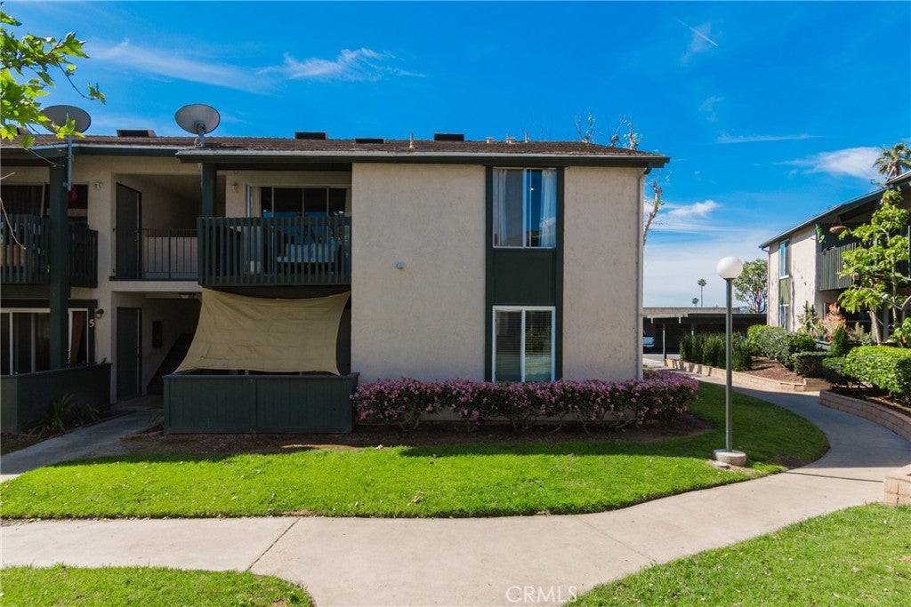 23278 Orange Ave 8, Lake Forest CA 92630