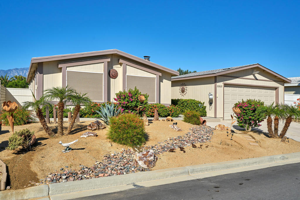 Tri Palm Estates - Manufactured In Park