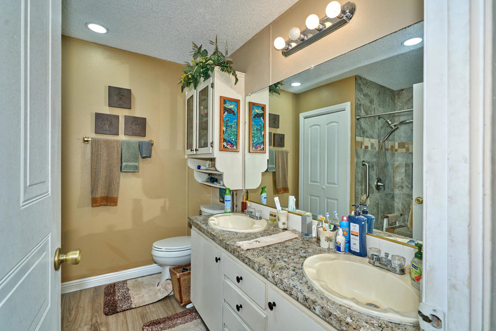 Tri Palm Estates - Manufactured In Park