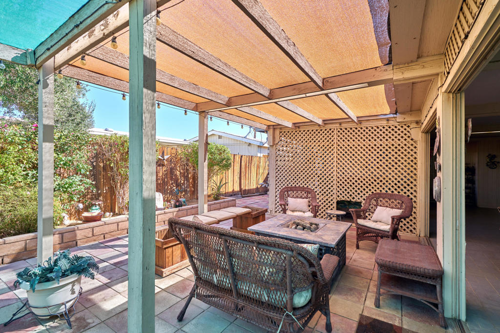 Tri Palm Estates - Manufactured In Park