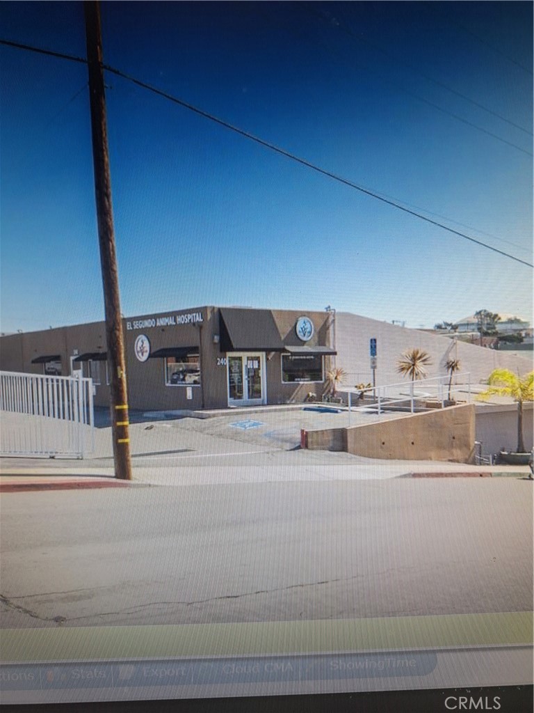 240 Center Street