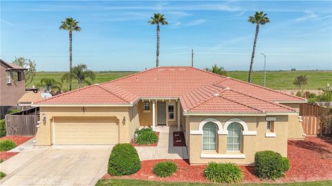 Photo of 14125 Spyglass Cir, Chowchilla, CA 93610 (MLS # MC26057873)