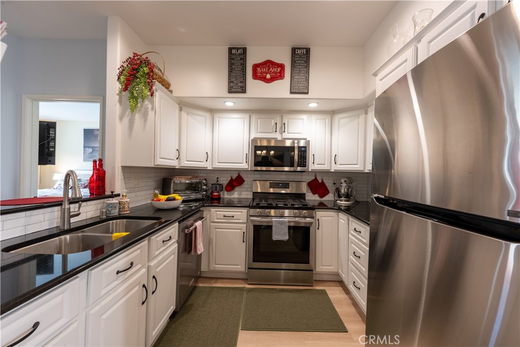 5500 Torrance Blvd A211