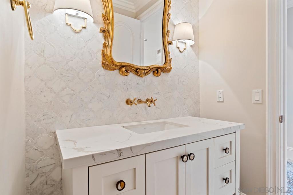 Rancho Santa Fe - Residential