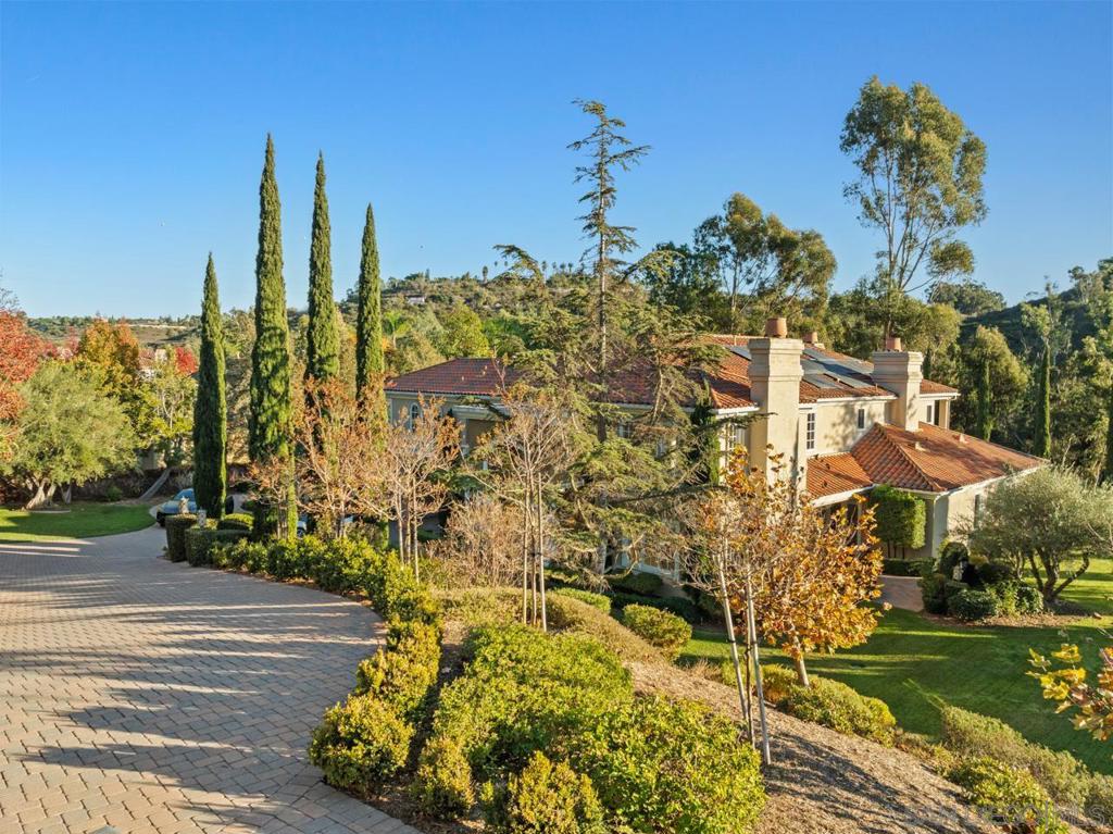 Rancho Santa Fe - Residential