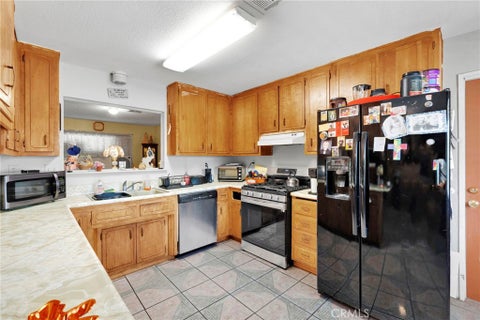Tiny photo for 16167 Chestnut ST, Hesperia, CA 92345 (MLS # HD26225520)