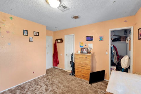 Tiny photo for 16167 Chestnut ST, Hesperia, CA 92345 (MLS # HD26225520)