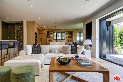 Photo of 846 Dickson Street, Marina Del Rey, CA 90292 (MLS # 26954889)