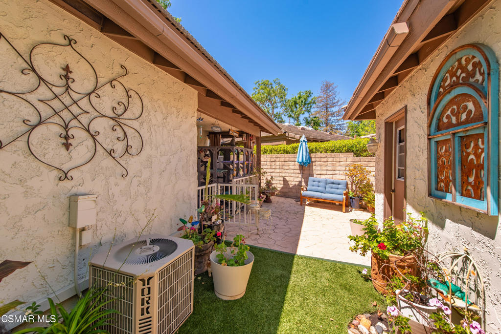 Village Glen-724 - 724 - Residential