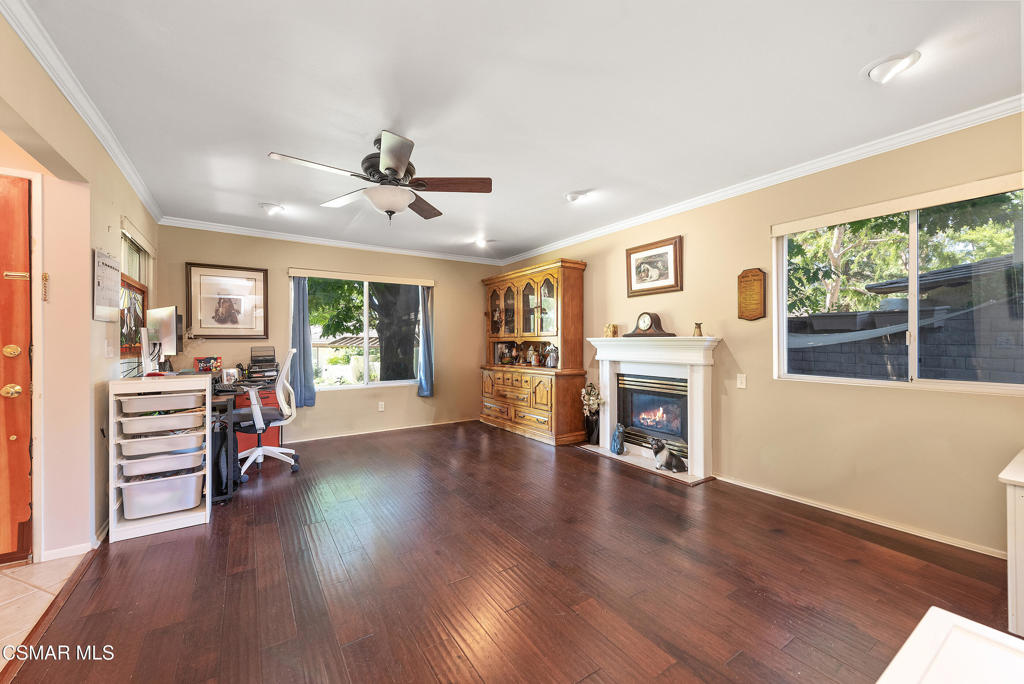 Village Glen-724 - 724 - Residential