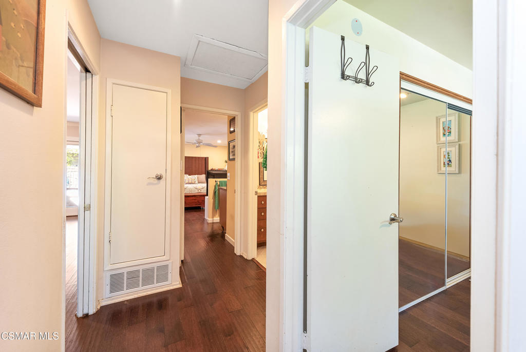 Village Glen-724 - 724 - Residential