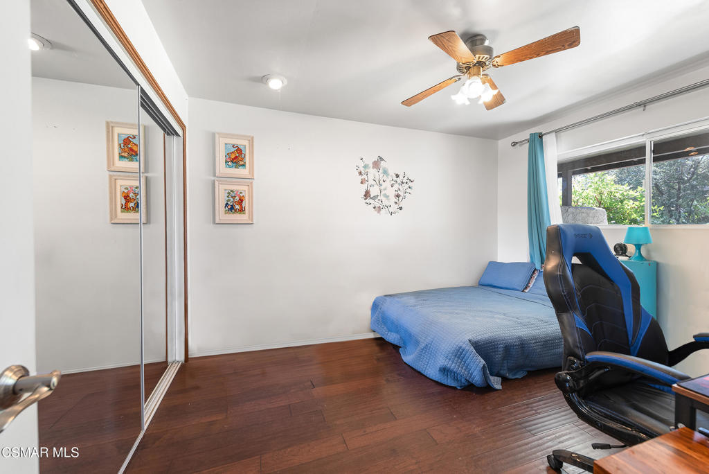 Village Glen-724 - 724 - Residential