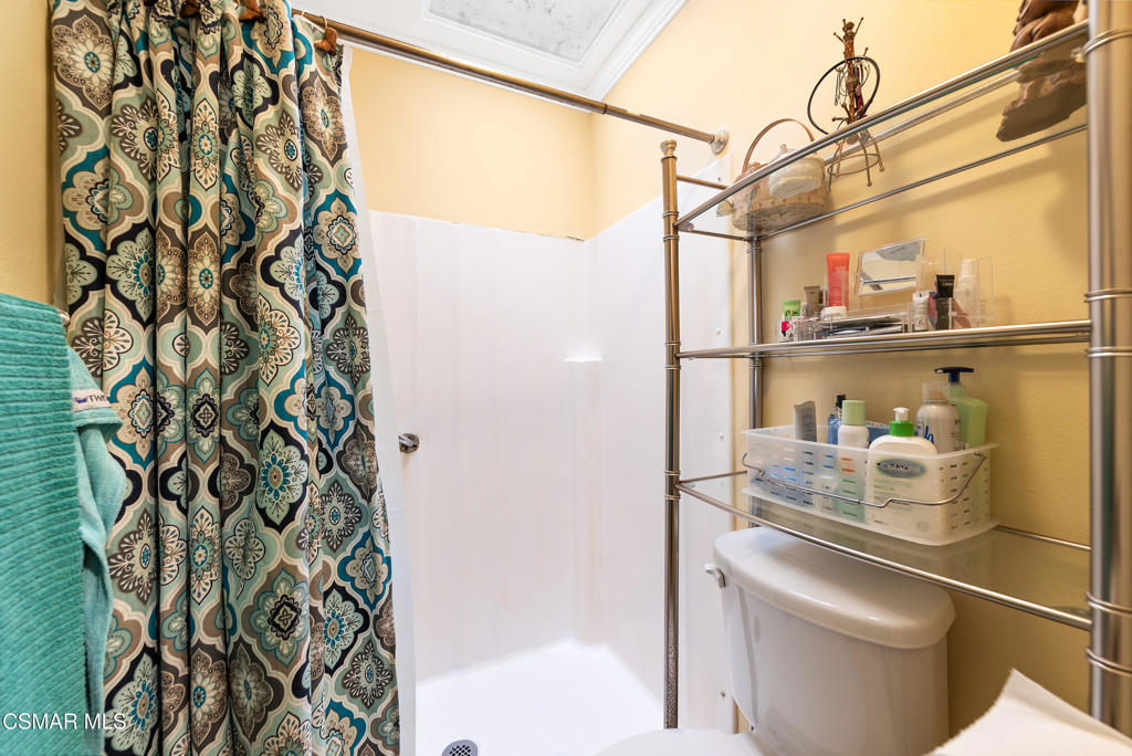 Village Glen-724 - 724 - Residential