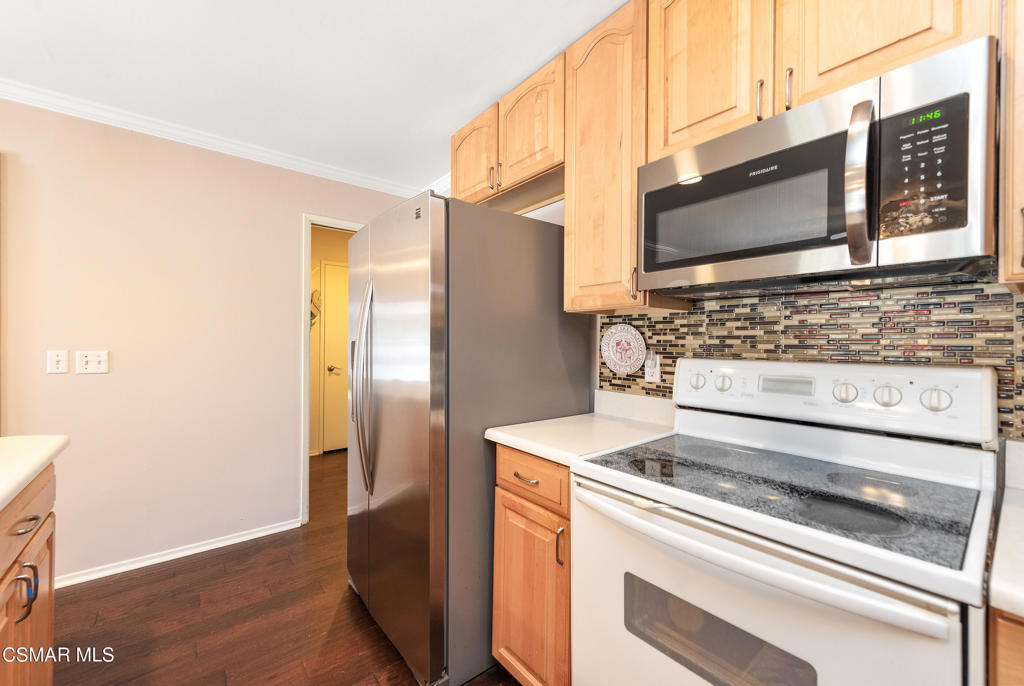 Village Glen-724 - 724 - Residential