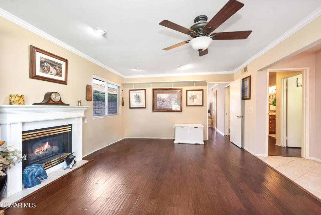 Village Glen-724 - 724 - Residential