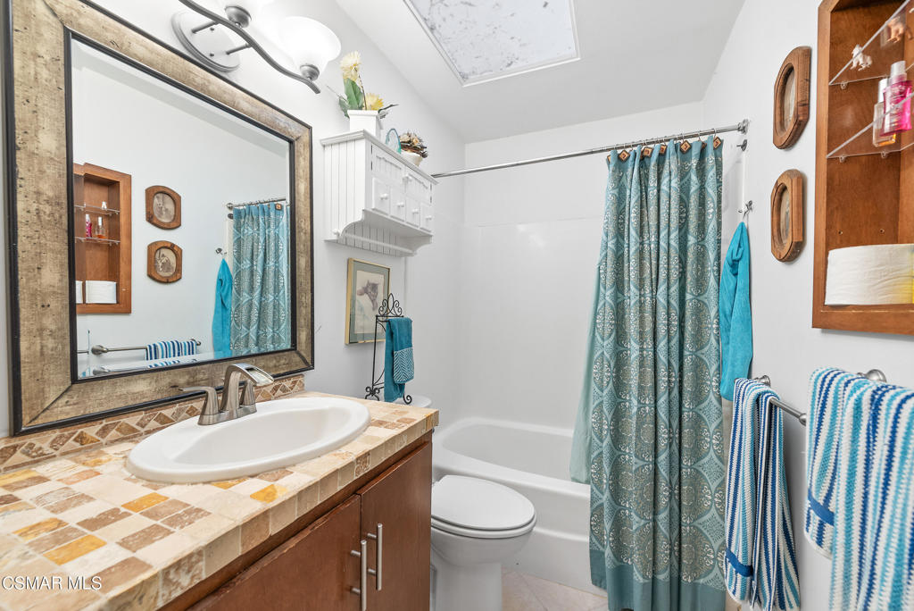 Village Glen-724 - 724 - Residential