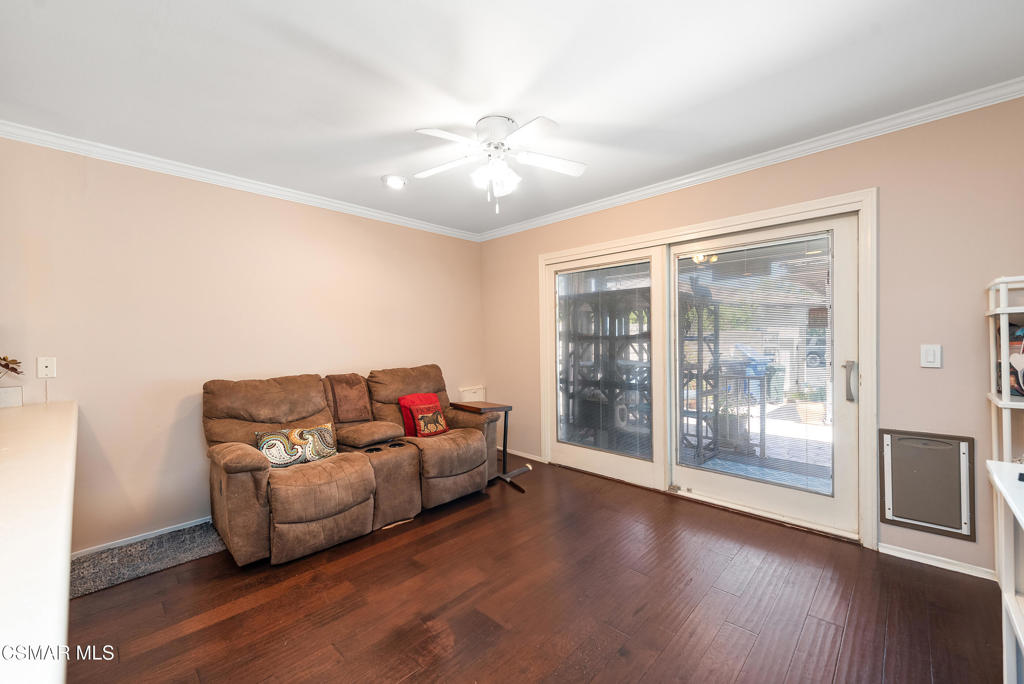 Village Glen-724 - 724 - Residential