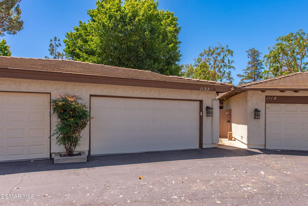 Village Glen-724 - 724 - Residential