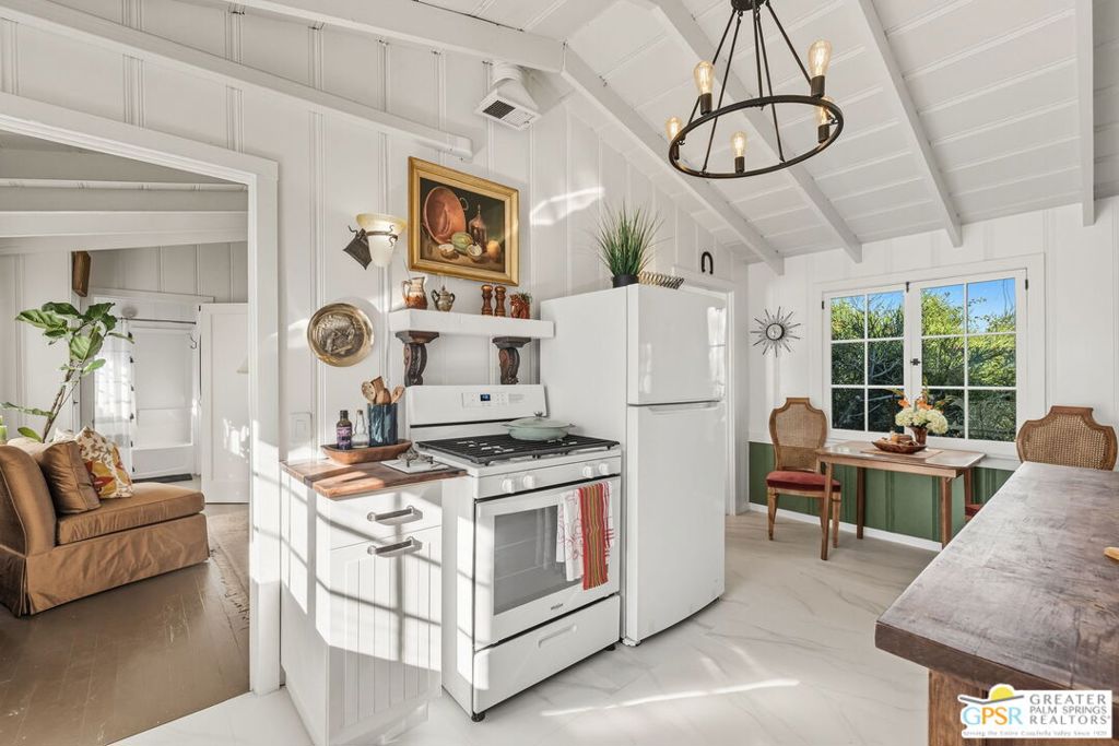Warm Sands - Residential Lease