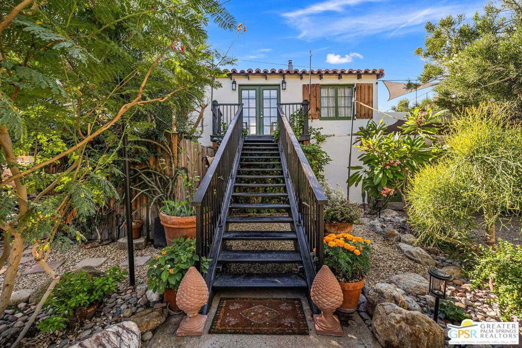 Warm Sands - Residential Lease