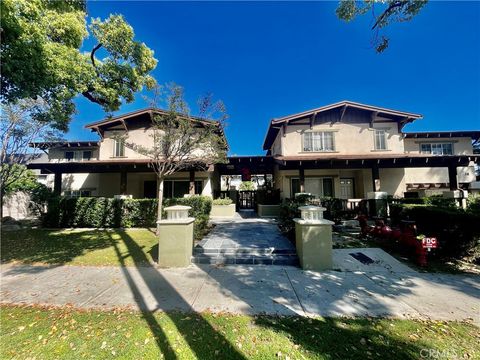 Photo of 38 N Bonnie Ave #7, Pasadena, CA 91106 (MLS # AR26061983)