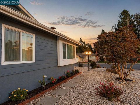 Photo of 3005 De Anza Drive Dr, El Sobrante, CA 94803 (MLS # 41126406)