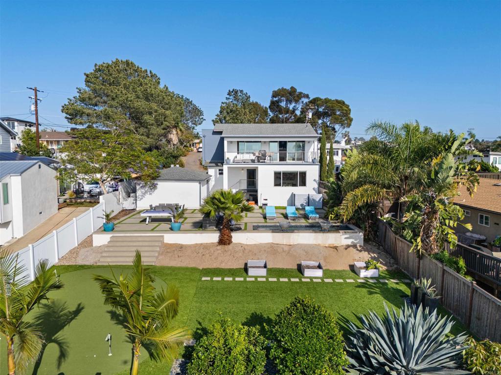 1044 Arcadia Rd