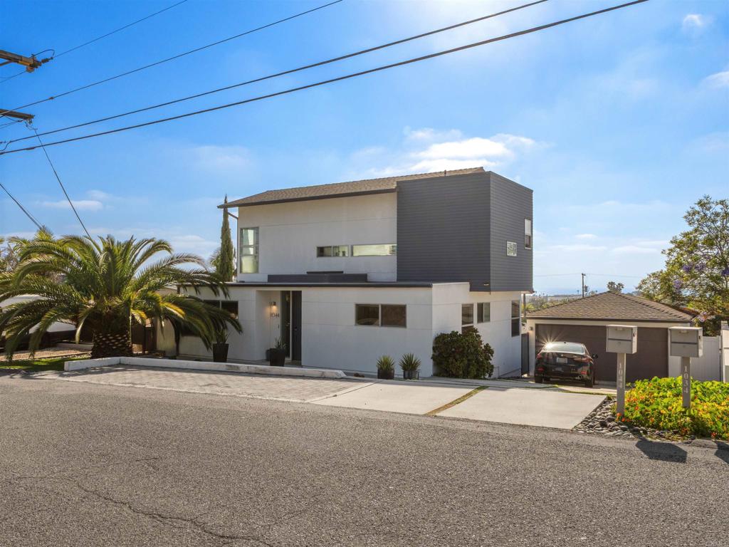 1044 Arcadia Rd