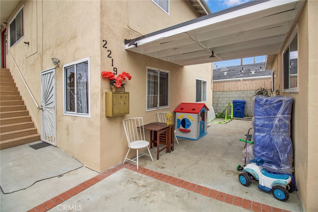 2217 Barbour Court