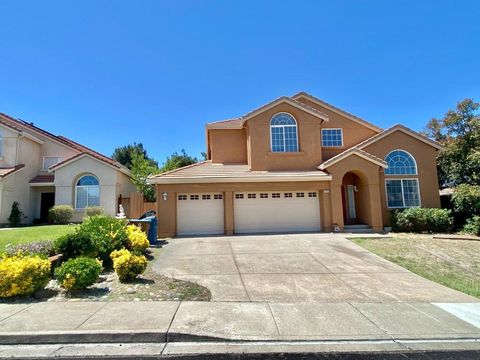 Photo of 1912 Medicine Mountain Court, Antioch, CA 94531 (MLS # ML82046457)