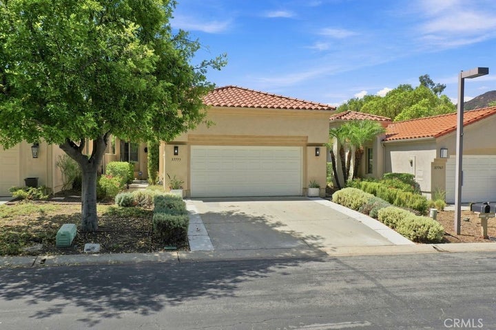 Photo 1 of 39 — 37775 Bear View Circle, Murrieta, CA 92562