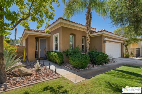 Photo of 16 Shoreline Drive, Rancho Mirage, CA 92270 (MLS # 26855975PS)