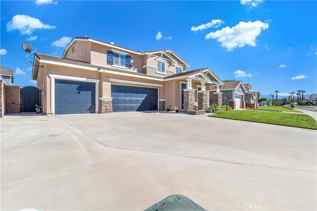 12947 Oakdale