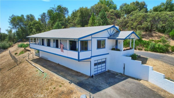 5767 MEADOW LN, MARIPOSA, CA 95338 - Image e4abd7ec2fb41b46dabc2ce08618dc8e/4155902965