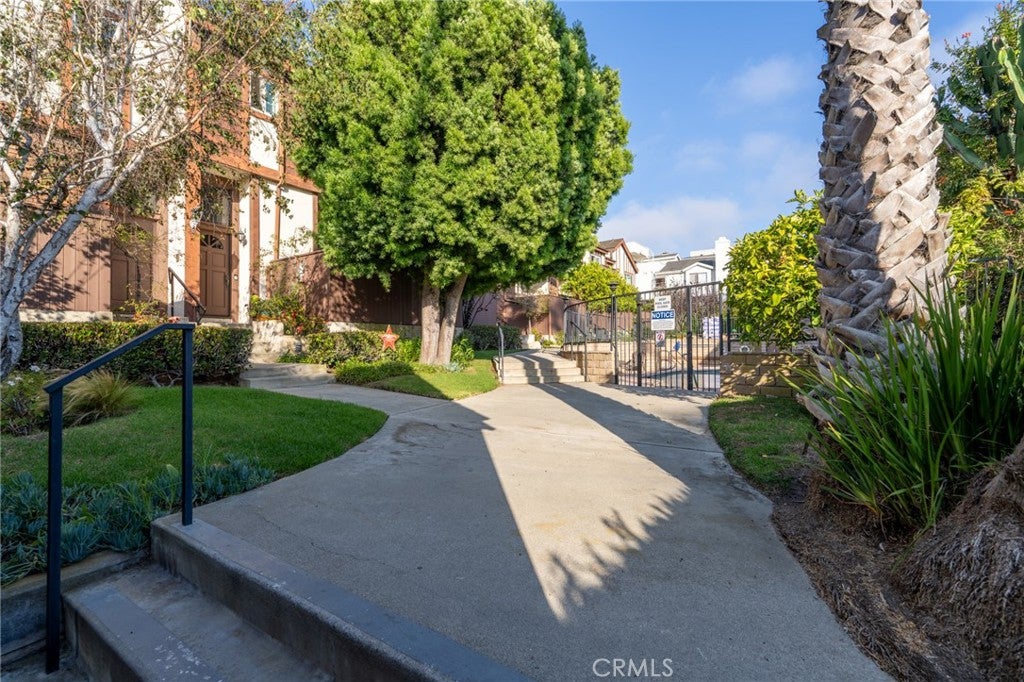 620 Beryl Street 1