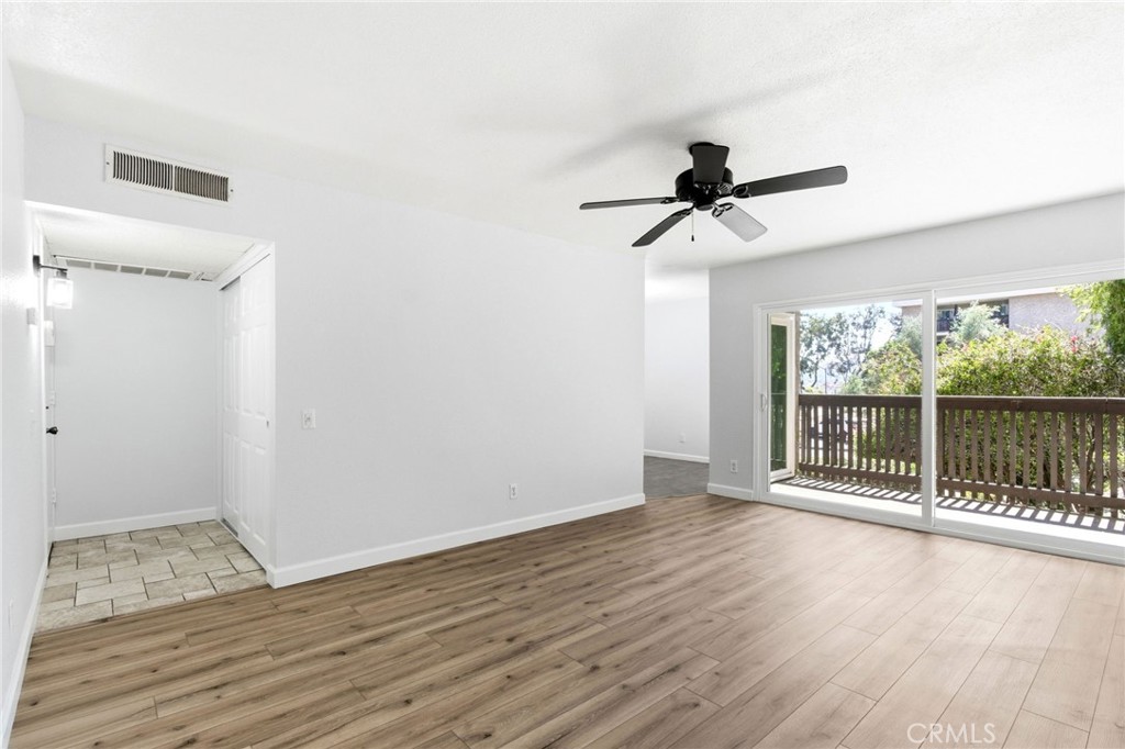 6416 Friars 112