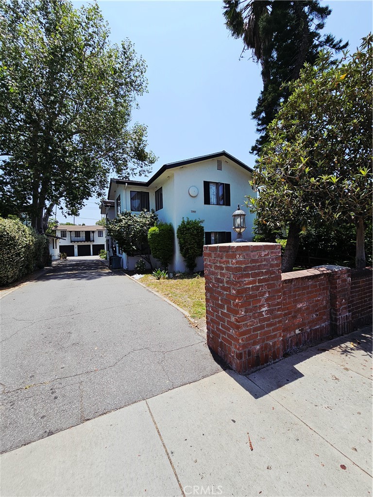 1142 Western Avenue
