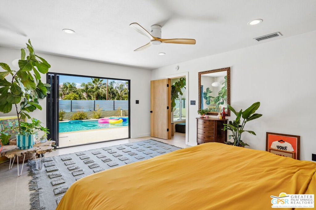 3864 E Calle San Raphael