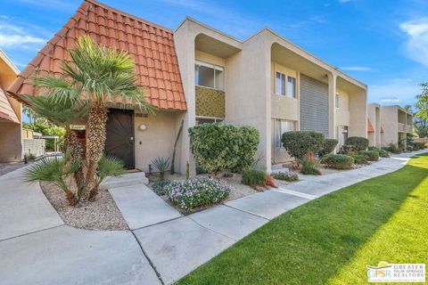 Photo of 266 E Via Escuela #A, Palm Springs, CA 92262 (MLS # 26652621PS)