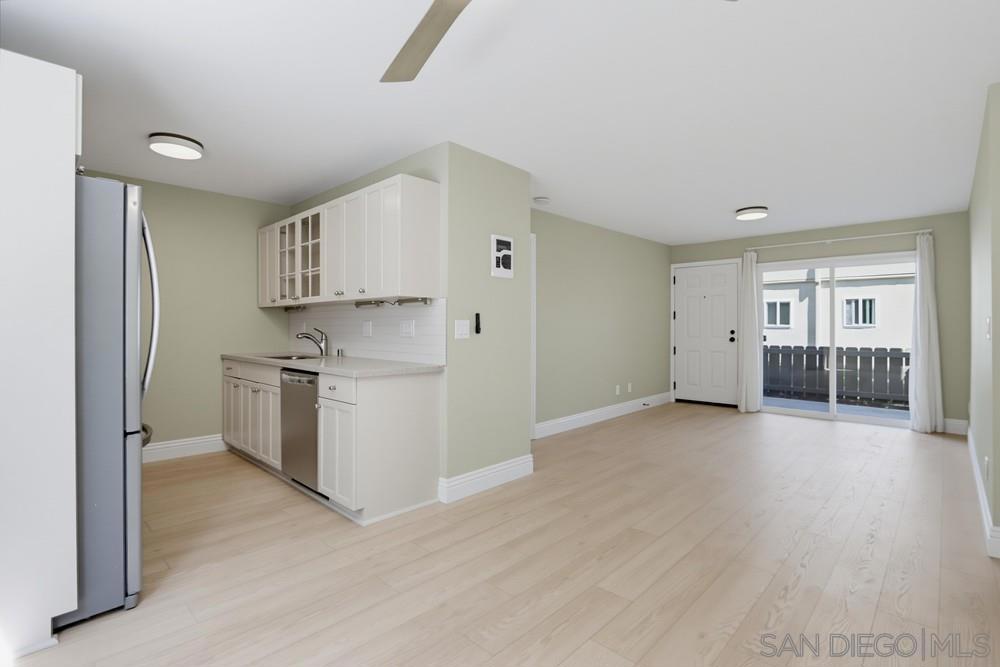 2850 Reynard 9